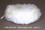 Muff, White Rabbit by 008