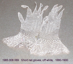 Gloves, Cream Lace Shorties by 008